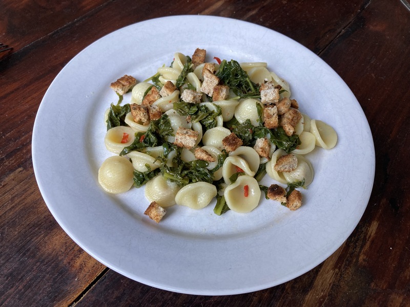 orecchiette-con-cime-di-rapa orecchiette-con-cime-di-rapa